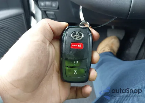 2024 Toyota Prius Prime Xse z USA, uszkodzony, nr VIN JTDACACU8R3027815